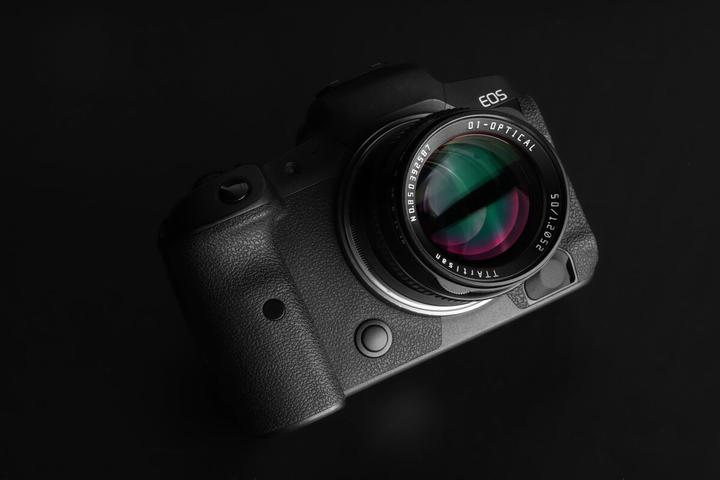 Image du produit TTArtisan 50mm f/1.2 Sony E (APS-C) (Sony E, APS-C / DX)