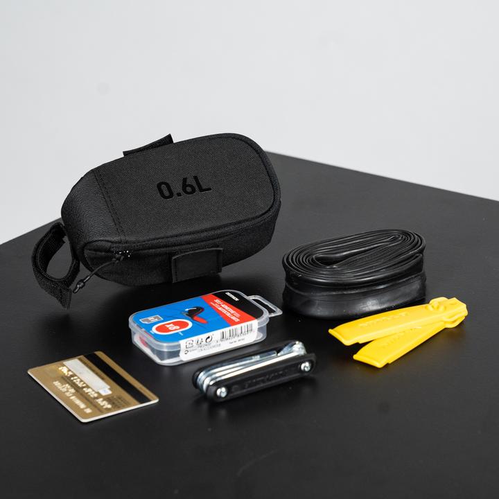 Actual product image Rockrider Easy (0.60 l, Saddle bag)