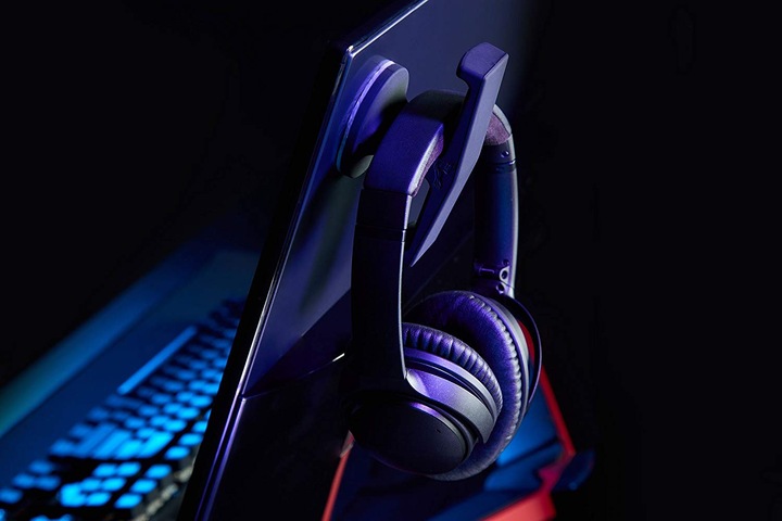 Actual product image Glorious PC Gaming Race Trident