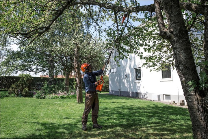 Actual product image Husqvarna 120iTK4-PH (Battery chain saw)