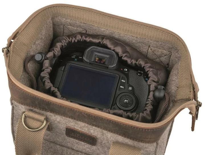 Actual product image Dörr Camera bag Ranger S (Camera shoulder bag, 1 l)