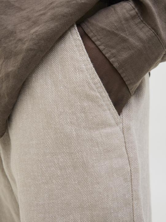 Actual product image Jack & Jones Tapered Fit Shorts Shorts (XS)