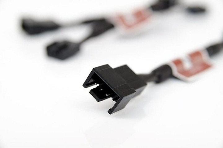 Actual product image Noctua NA-SRC7 low-noise adapter set