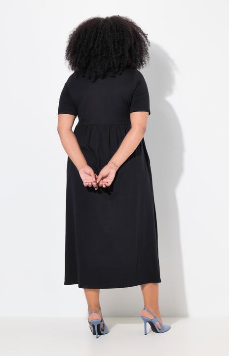 Image du produit Ulla Popken Robe maxi coupe évasée, poches, décolleté rond et manches courtes (58)