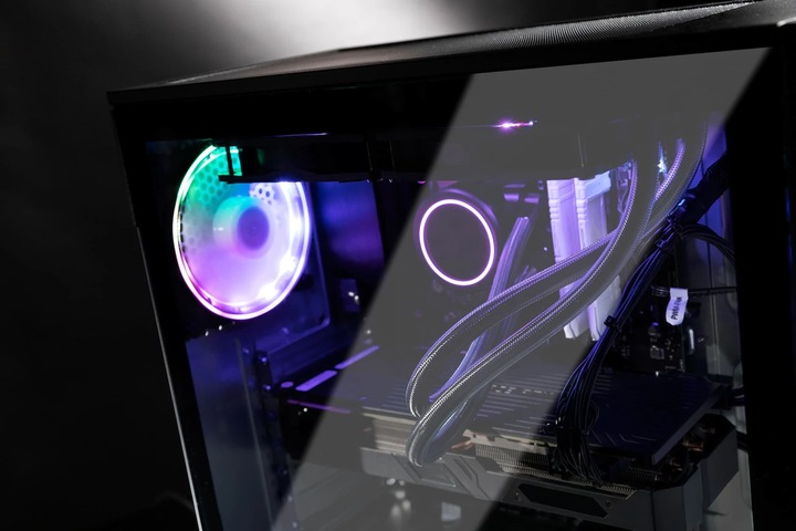Produktbild Captiva G19IG 21V1 (Intel Core i9-10900KF, 16 GB, 1000 GB, GeForce RTX 3070)