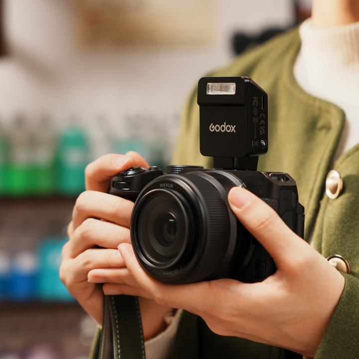 Actual product image Godox iT22 F black - TTL Mini Flash for Fujifilm black (Godox)