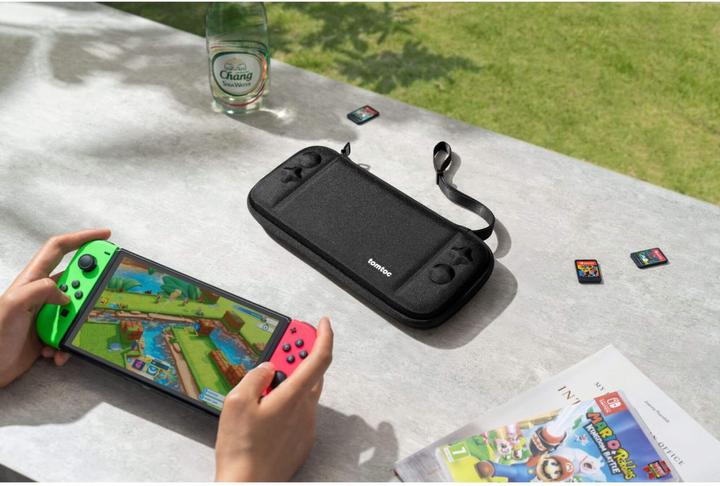 Produktbild tomtoc Cienkie etui NS FancyCase-G05 (czarny) (Switch OLED)