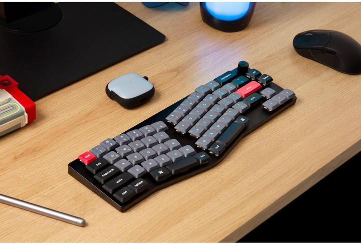 Actual product image Keychron K11 Pro (US, Cable, Wireless)
