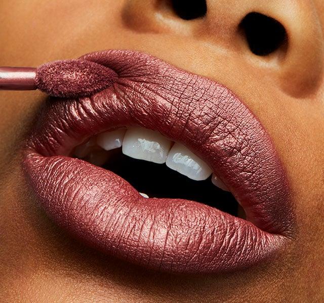 Actual product image MAC Cosmetics Retro Matte Liquid Lipcolour (Gemz & Roses)