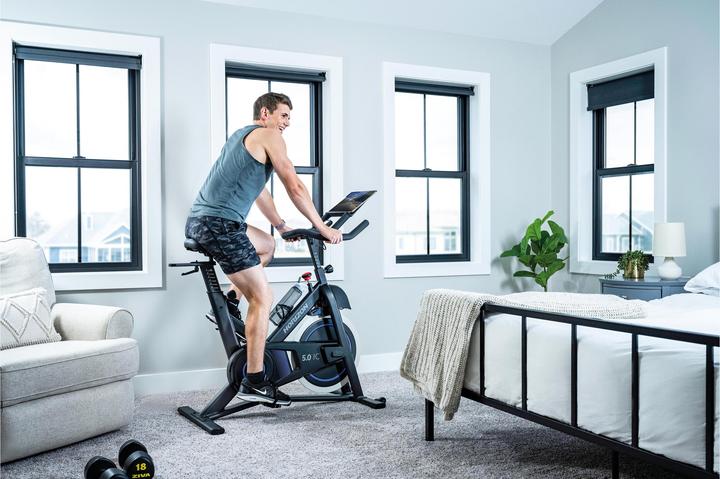 Actual product image Horizon Fitness 5.0 Indoor Cycle