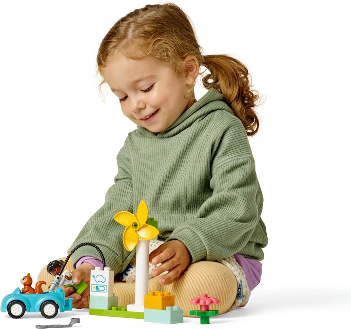 Produktbild LEGO Windrad und Elektroauto (10985)