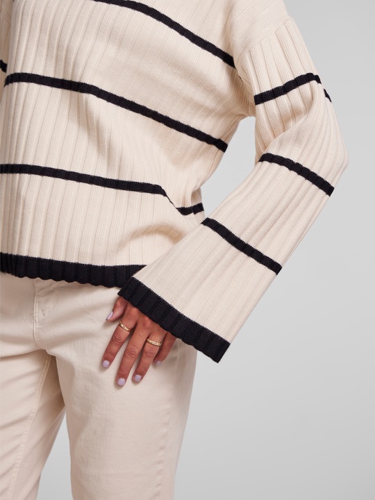 Actual product image Pieces PCHILJA Knitted Sweater (L)