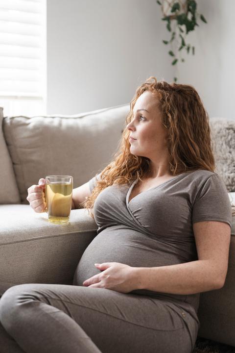 Produktbild False Babys Only Umstandsshirt Glow mit Stillfunktion, hazel brown