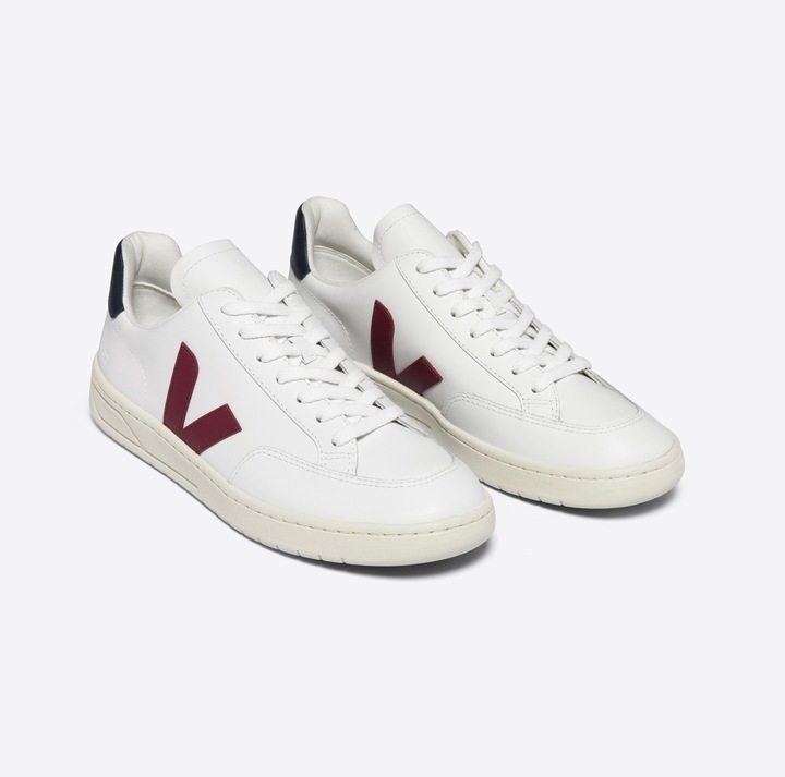 Actual product image Veja V-12 (39)