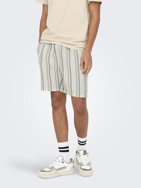 Actual product image Only & Sons ONSTREV Mittlere Taille Normal geschnitten Shorts Sweat-Shorts (M)