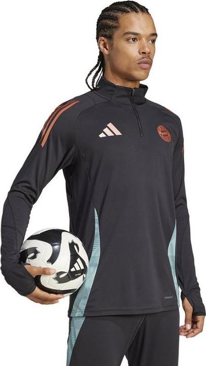 Actual product image adidas FC Bayern Trainingstop Sweatshirt (XL)