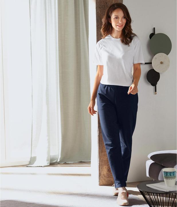 Actual product image Erwin Müller Ladies' stretch trousers