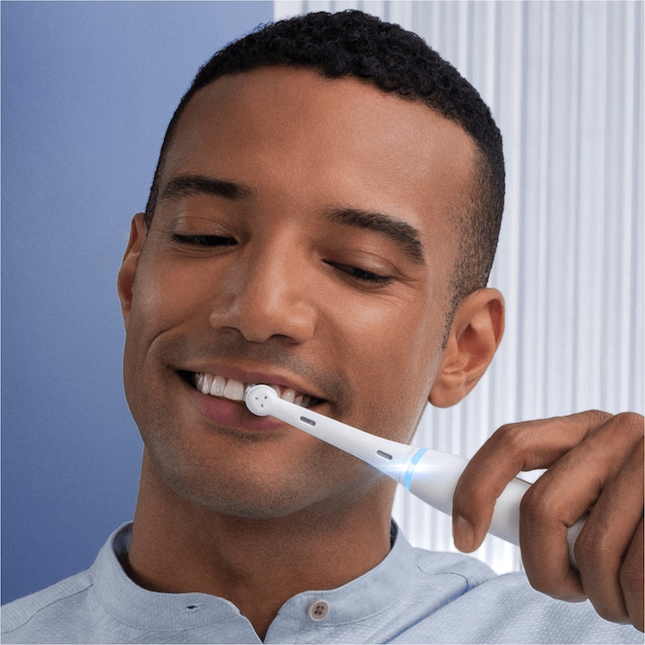 Produktbild Oral-B iO-Series 7 (Oszillierende Zahnbürste)