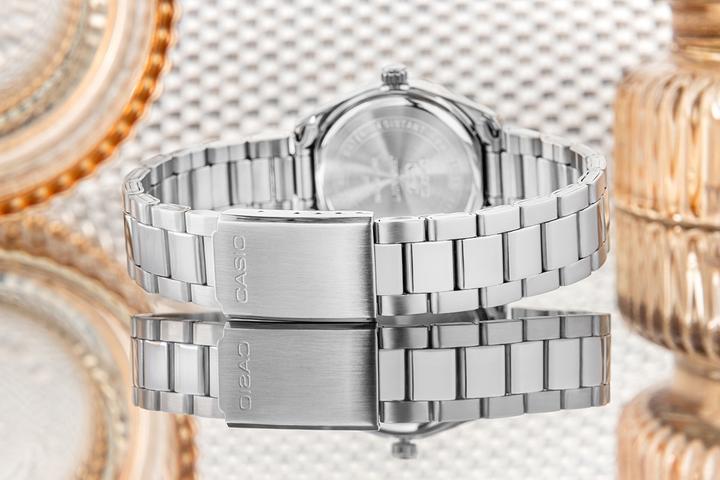 Produktbild Casio LTP-1302PD-7A1VEG (Analoguhr, 30.20 mm)