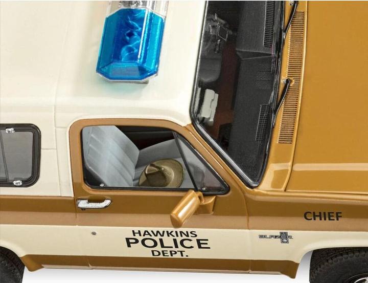 Actual product image Revell Model Set Stranger Things Chevrolet K5 Blazer