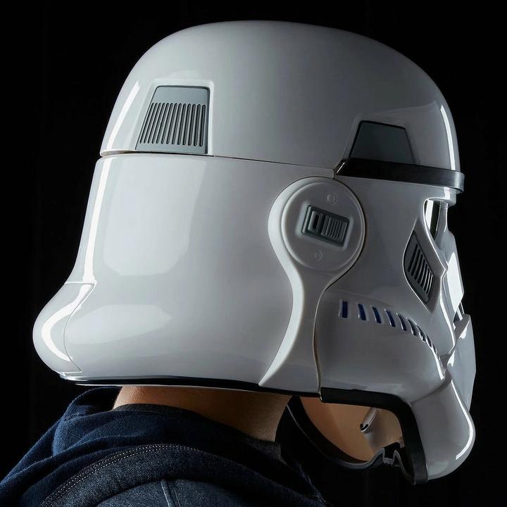 Image du produit Hasbro Star Wars Rogue One Black Series Casque électronique Stormtrooper impérial