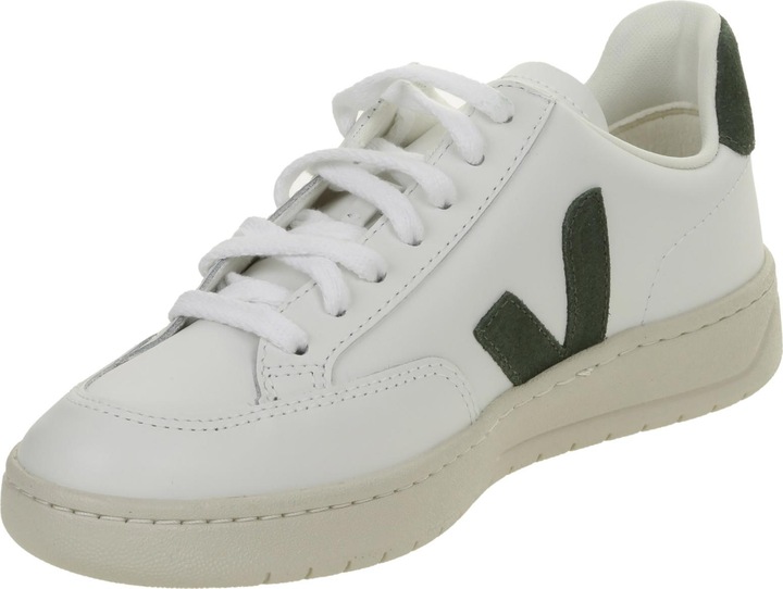 Actual product image Veja V-12 (41)