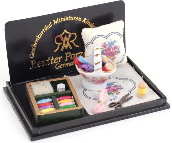 Produktbild Reutter 001.326/6 - Näharbeit, Miniatur
