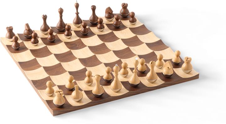Umbra Wobble Chess Set
