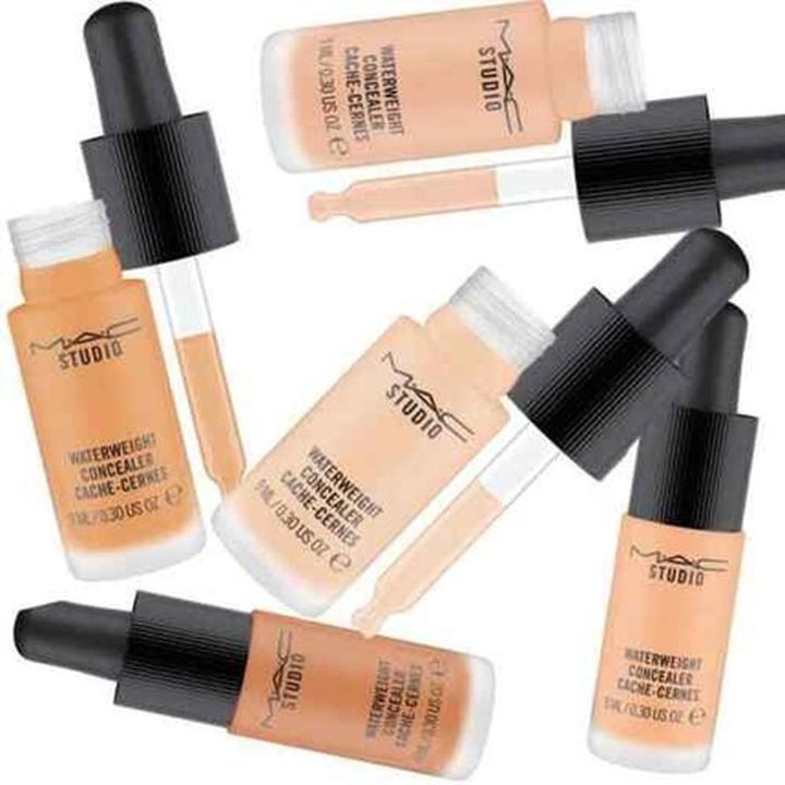 Actual product image MAC Cosmetics Studio Waterweight Concealer (No. NW15)