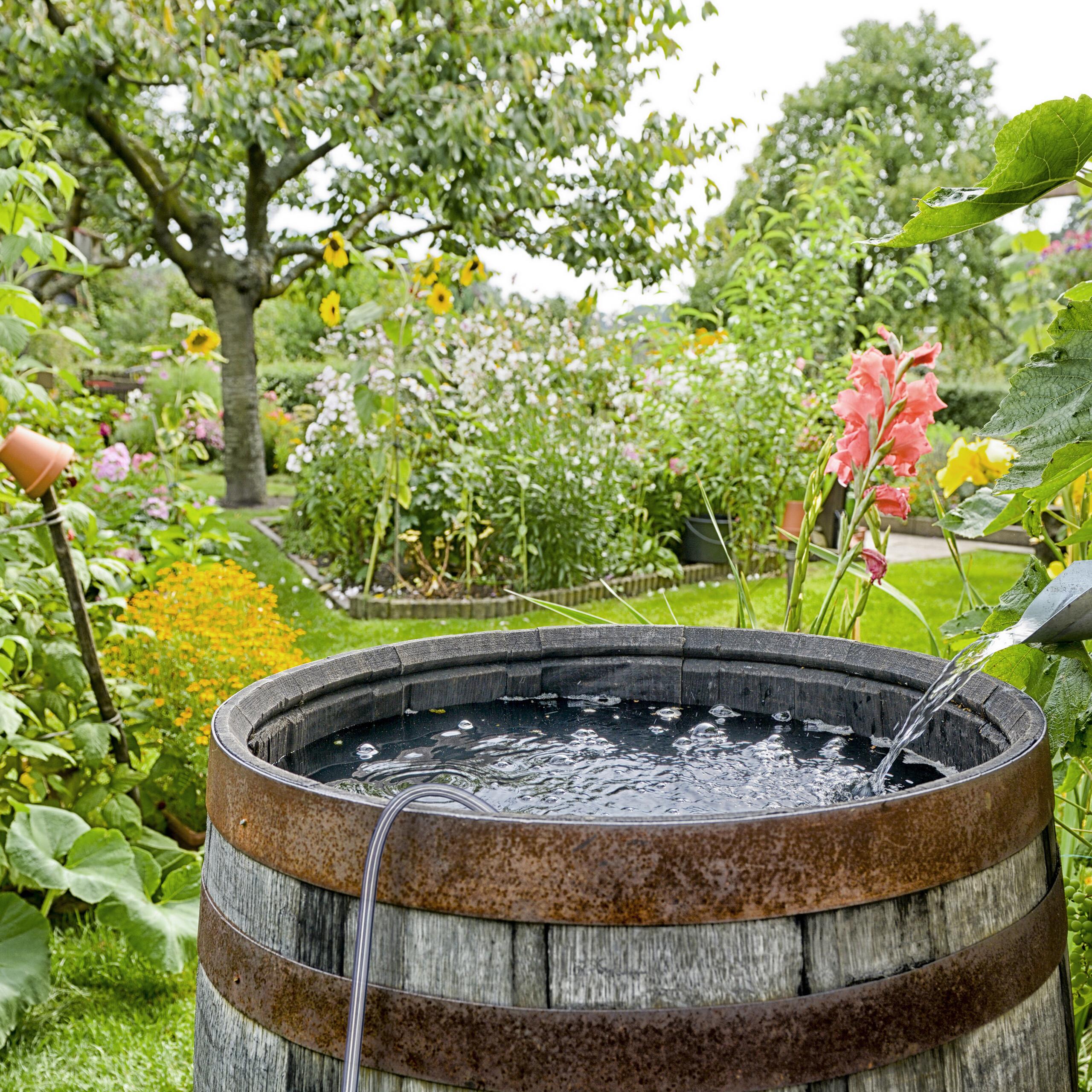 Thumbnail - Relaxdays, Gartenschlauch, Schüttelschlauch (1.27 m, 13 mm)