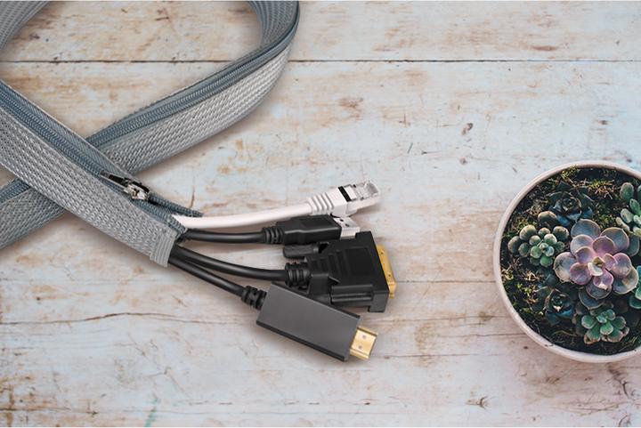 Actual product image LogiLink Cable conduit with zip, 1.0 m, grey made of polyester, abrasion-, tensile- & deformation-resistant (Cable conduit, 100 cm)