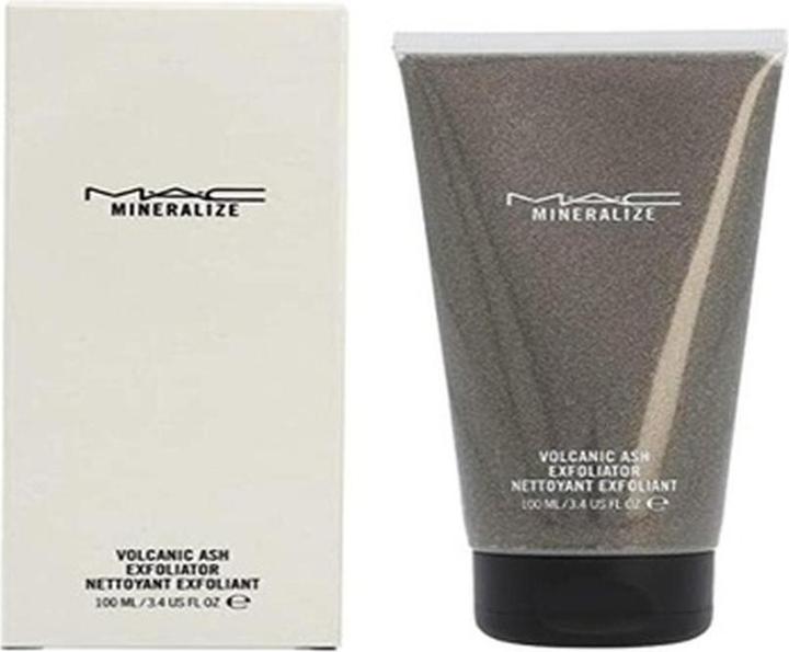 Image du produit MAC Cosmetics Exfoliant à base de cendres volcaniques Mineralize (Exfoliant nettoyant, 100 ml)