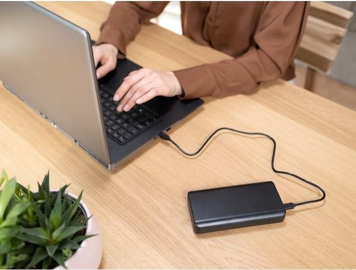 Produktbild Trust Laro Laptop (20000 mAh, 65 W, 65 Wh)