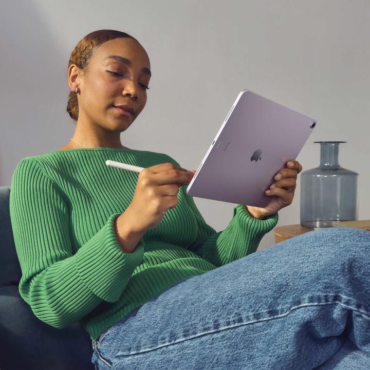 Image du produit Apple iPad Air 13 2024 (M2) (WLAN uniquement, 13", 128 Go, Bleu)