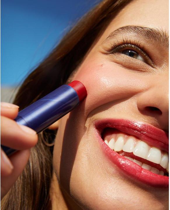 Actual product image LABELLO Caring Beauty Red (neu) Stick 4.8 g (Lip Care Stick, 5.50 ml)