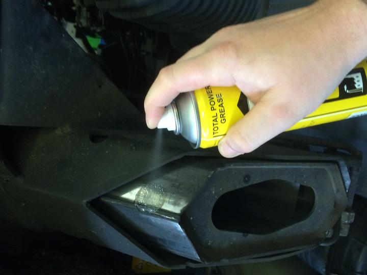 Produktbild Innotec Total Power Grease Transparentes Sprühfett 500ml