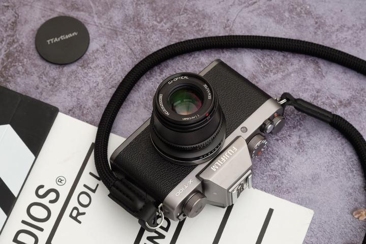Productafbeelding TTArtisan 35mm f/1.4 Fujifilm X (Fujifilm X, APS-C / DX)