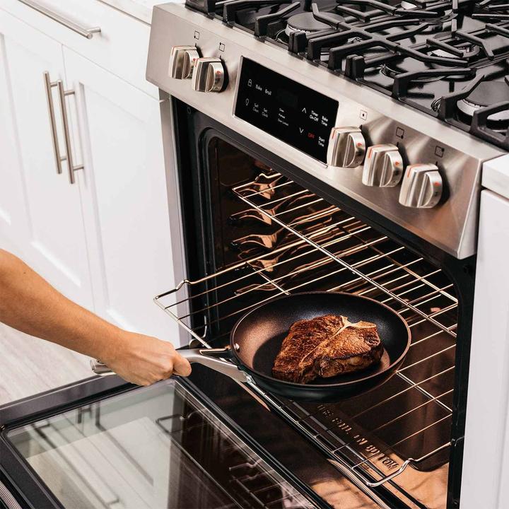 Produktbild Ninja ZEROSTICK Essentials C10026DE (Bratpfanne, Aluminium, Edelstahl, 26 x 8.40 cm)