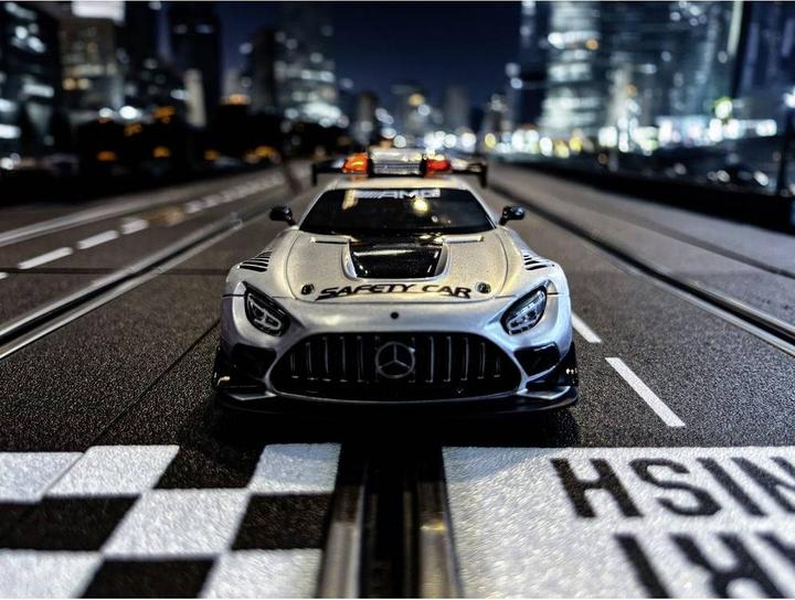 Produktbild Carrera D132 Mercedes AMG GT3 Evo