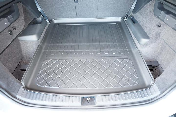 Actual product image Aristar Guardliner Boot Liner