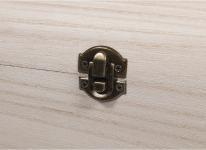 Immagine prodotto Rayher Valigia in legno con accessori antichi