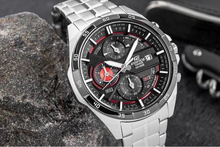 Produktbild Casio Edifice (Chronograph, 49 mm)
