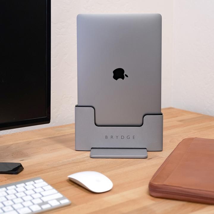 Actual product image Brydge Vertical (Thunderbolt, 2 Ports)