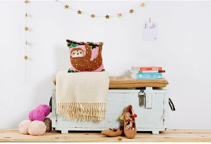 Actual product image Sozo Sloth cushion kit