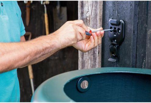 Productafbeelding Bosch Home & Garden Tuinpomp 18V-2000 Kit (Pomp voor regentonnen, Tuinpomp)