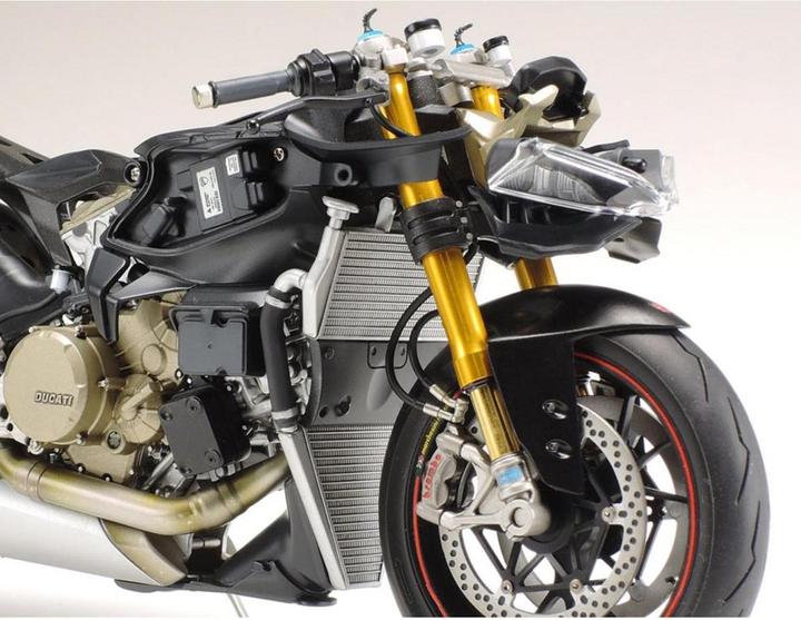 Actual product image Tamiya Motorcycle model 1:12 Ducati 1199 Panigale S Tricolore