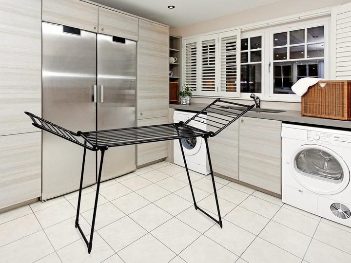 Actual product image Promis AMALFI foldable clothes horse black