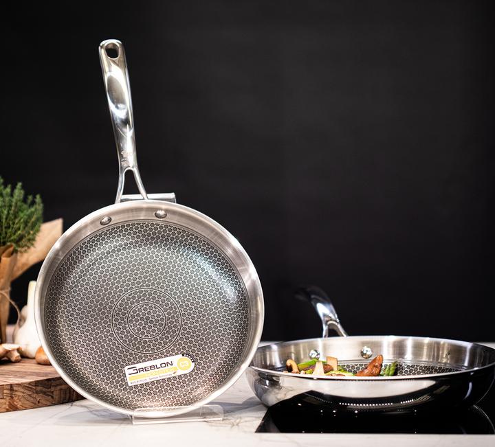 Actual product image ELO Frying pan Relief Evol. 24cm (24 cm, Frying pan, Stainless steel)