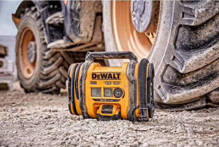 Actual product image DeWalt XR DCC018NXJ (14.70 l, 11 bar)