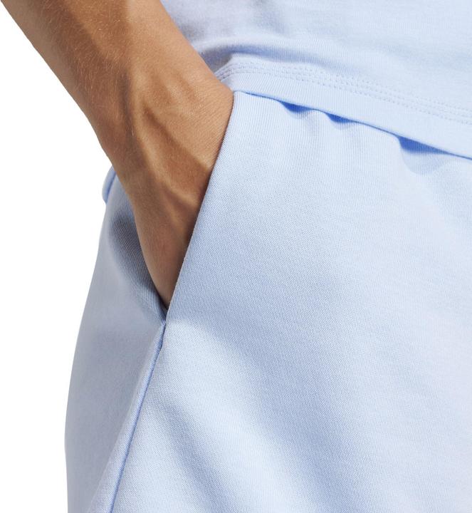 Image du produit Adidas Women's Linear FT Shorts (M)